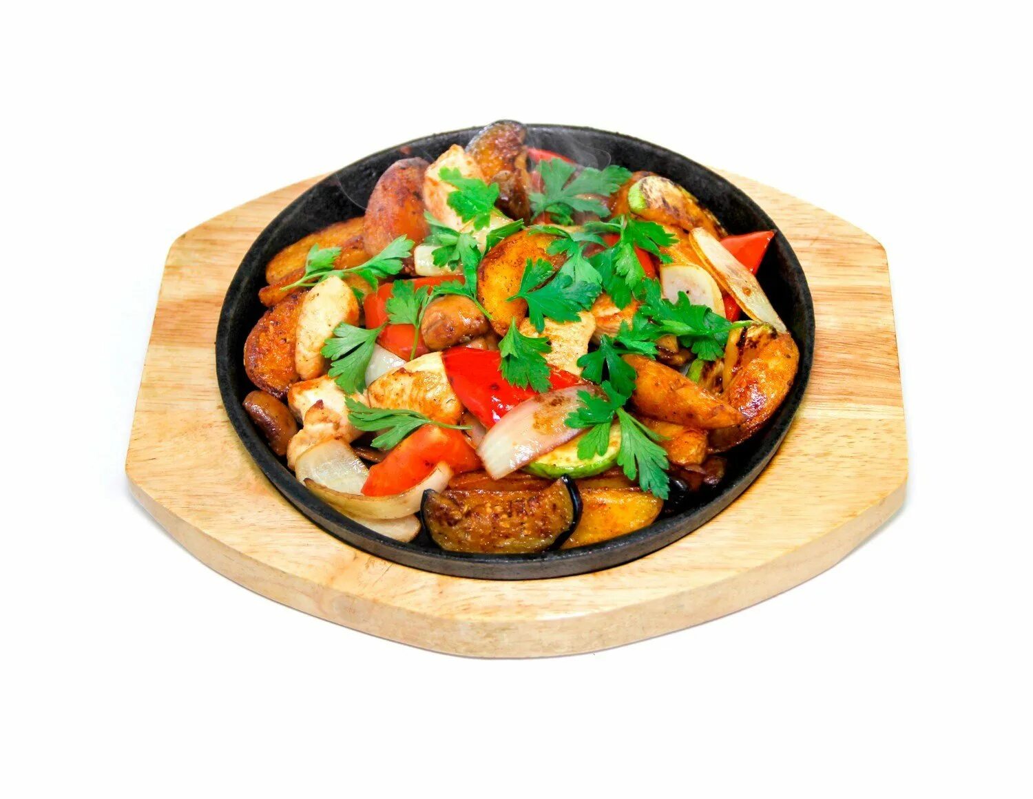 свиная вырезка на сковороде. скоблянка мясная. скоблянка на сковородке. шкварчашая сковородка. скоблянка мясная с овощами.