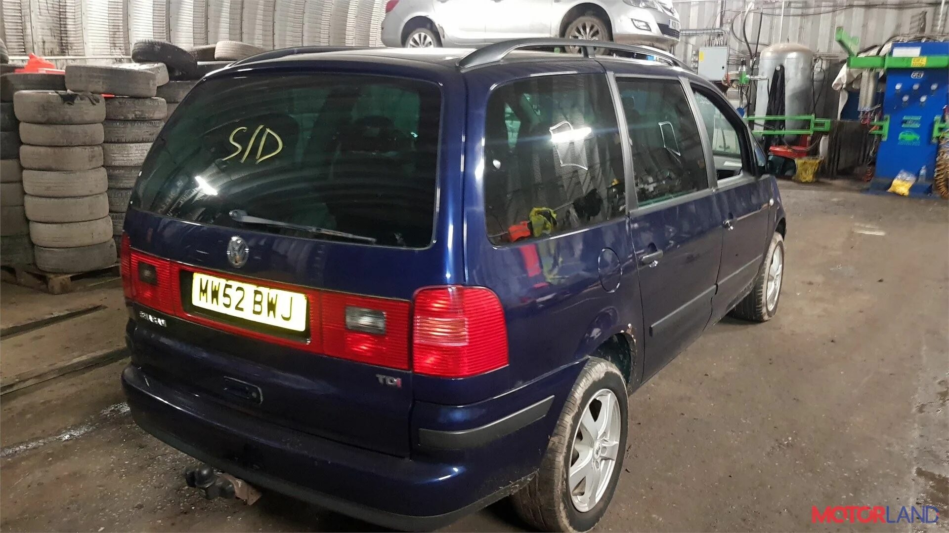 Volkswagen sharan 2000. Volkswagen Sharan 2000 багажник. Сколько стоит сдать на разборку Фольксваген Шаран 2000г цена. Фольксваген Шаран купить на авито.