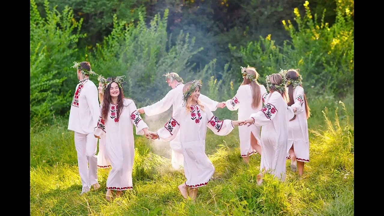 Купала песня круг. Купала песня круг. Купала песня круг. Миша круг золотые купола. Купала песня круг.
