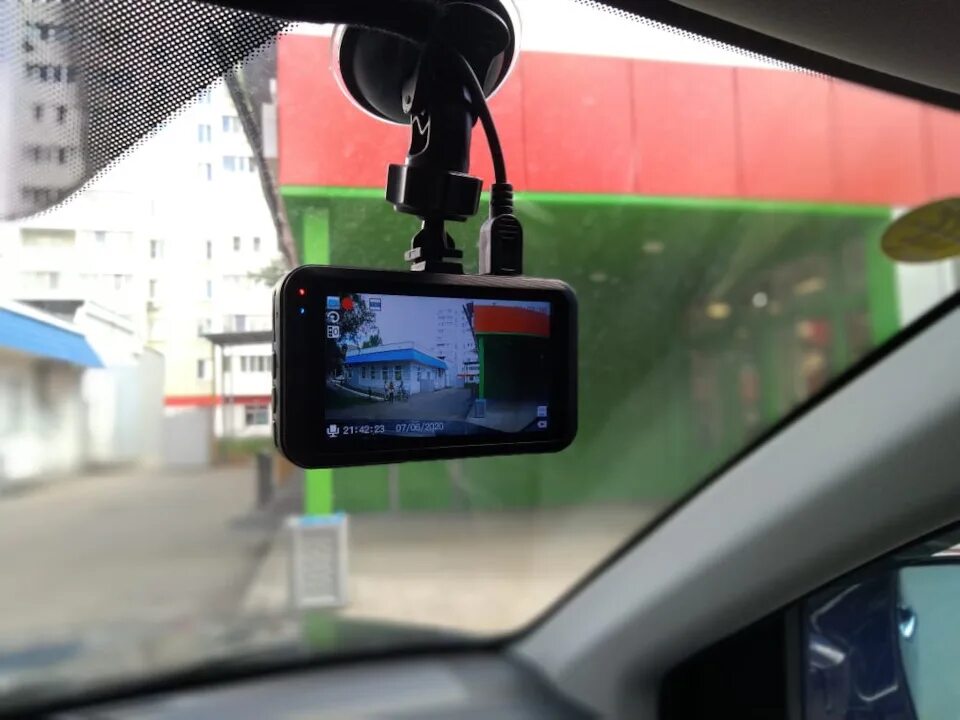 Установка видеорегистратора ibox. Ibox z-707. регистратор ibox travel wifi dual. регистратор 2 камеры айбокс.