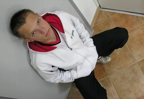 Включи scally milano телефон