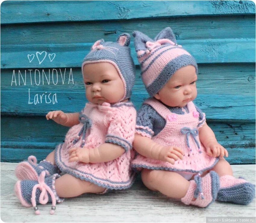 Вязаный костюмчик на выписку. Вяжем реборн. Вязаные костюмчики для девочек. Вязание на реборна. Вяжем реборн.
