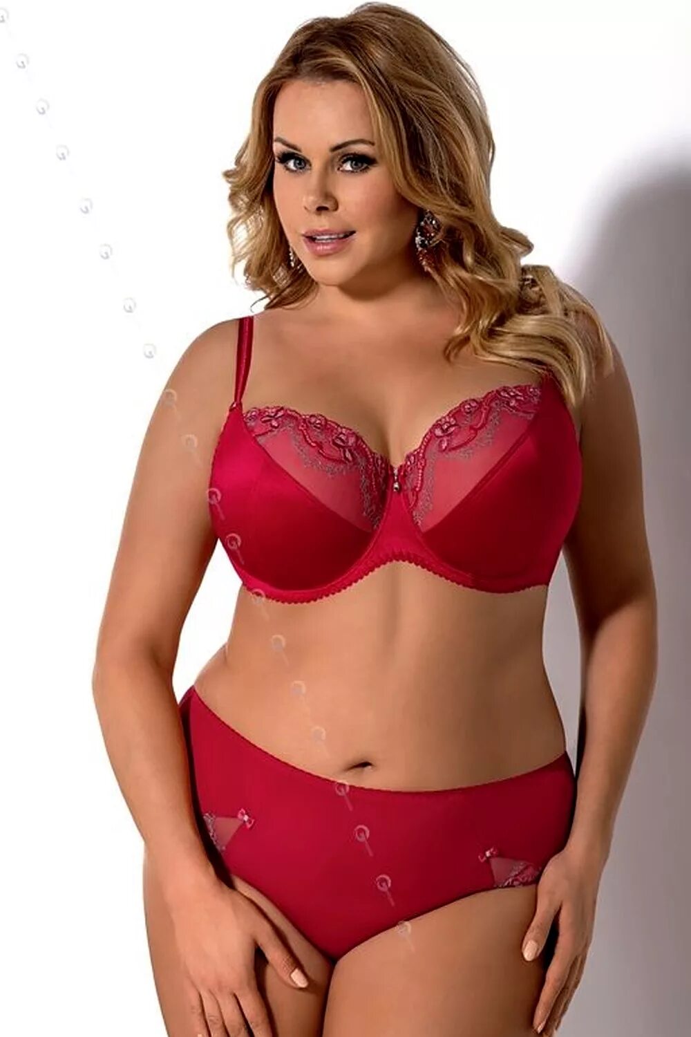 купальники женские раздельные больших размеров. купальники на валберис раздельные. йовита зенкевич для gorsenia. женская одежда больших раз. бельё для полных женщин.