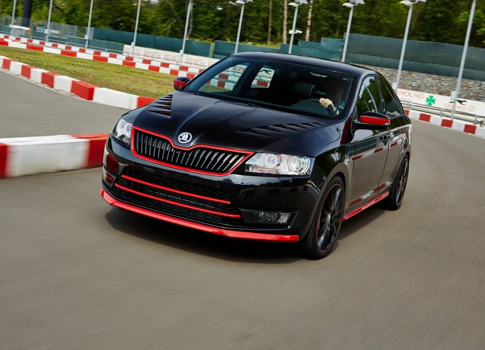 Фабия 1 комби зад. Шкода фабия задняя подвеска. Ходовые skoda. В 227св 196 rapid skoda. 2.