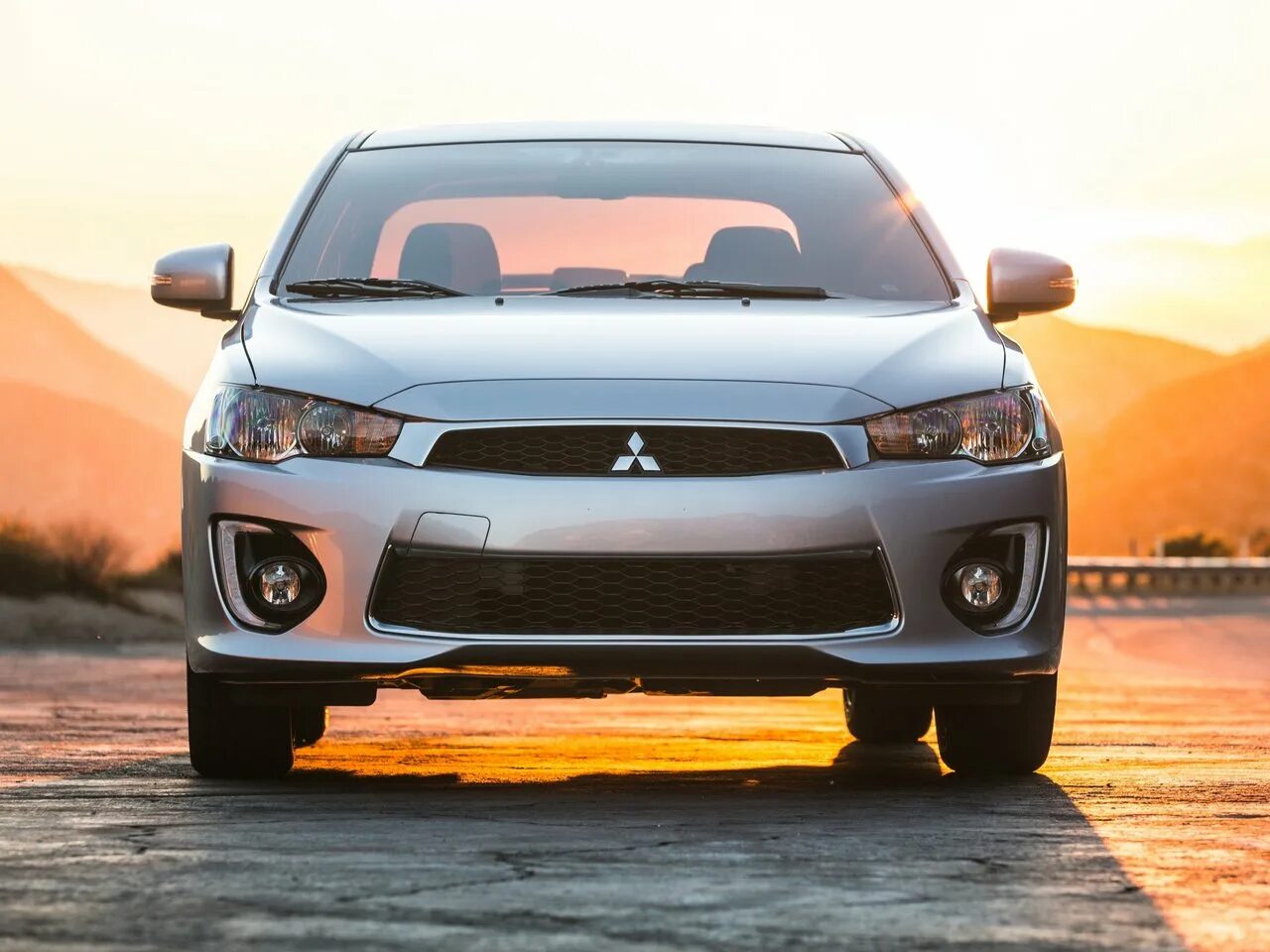 Mitsubishi life. Mitsubishi Lancer 10 Restyling. Mitsubishi Lancer 10 Рестайлинг 2. Mitsubishi Lancer 2015. Mitsubishi Lancer x 2015 Restyling.