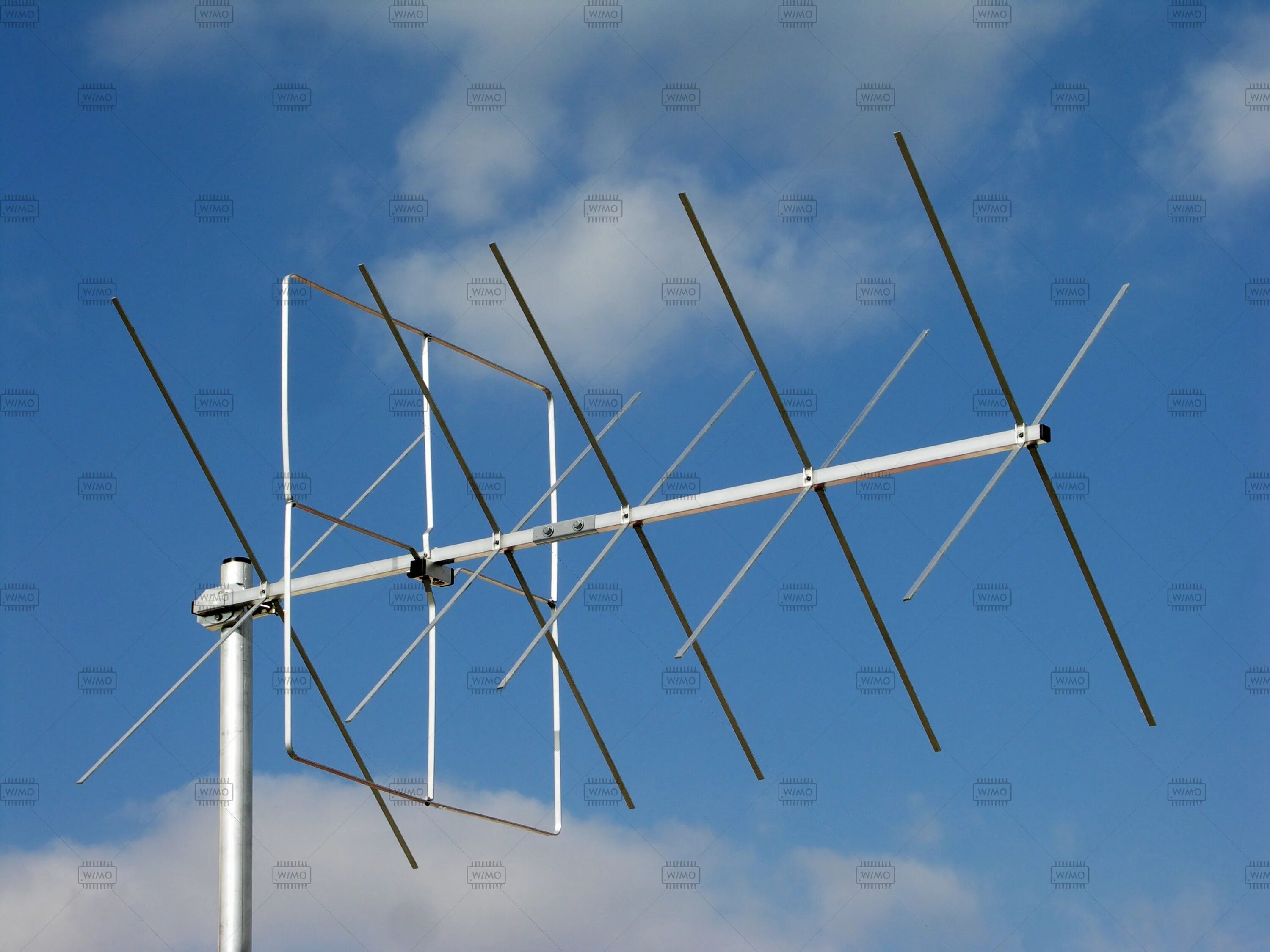 X-Quad Antenna 2m,70cm. Антенна Радиал 144-146 МГЦ. Cushcraft r7000. 144-146 МГЦ направленная антенна q6-2m. Антенна на 2 частоты