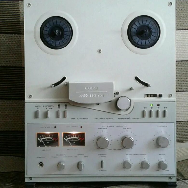 Катушечный магнитофон союз 110 стерео. Магнитофон союз 110. Союз 110 с1. Советский магнитофон союз 110. Союз 110 с1.