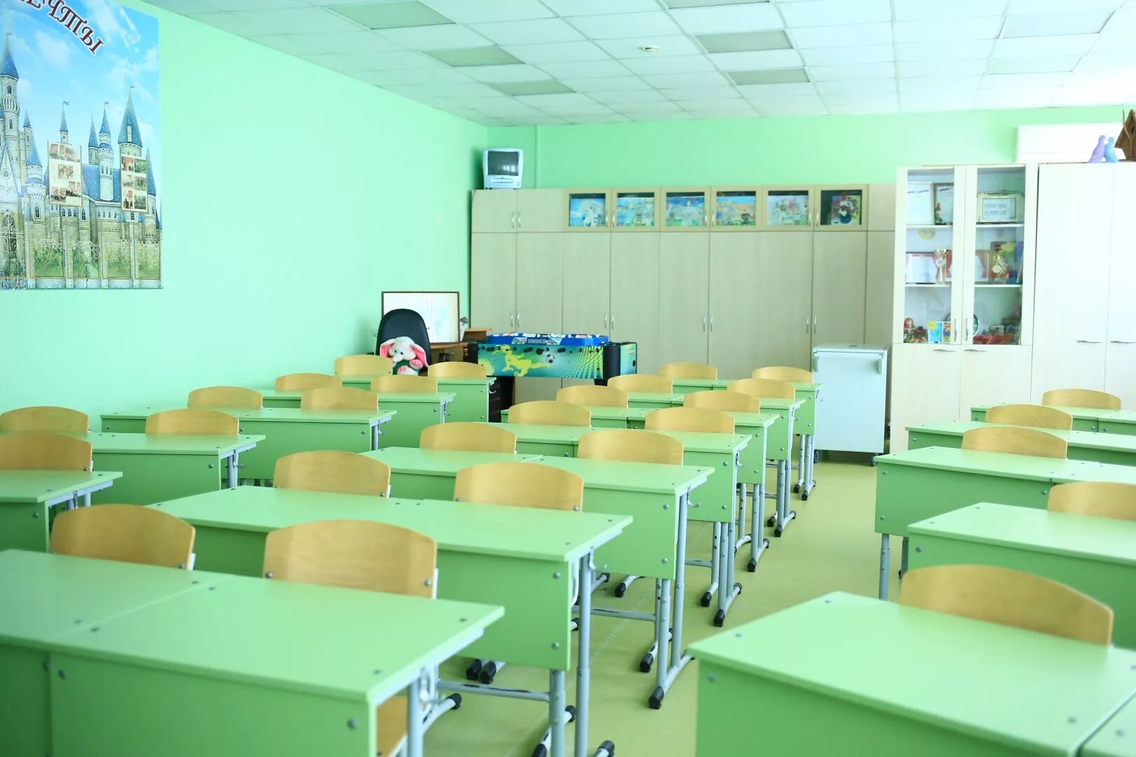 Таганрог 39. Александровская 113 таганрог. Школа 37 таганрог. Школа 10 таганрог. Почетный караул грузия.