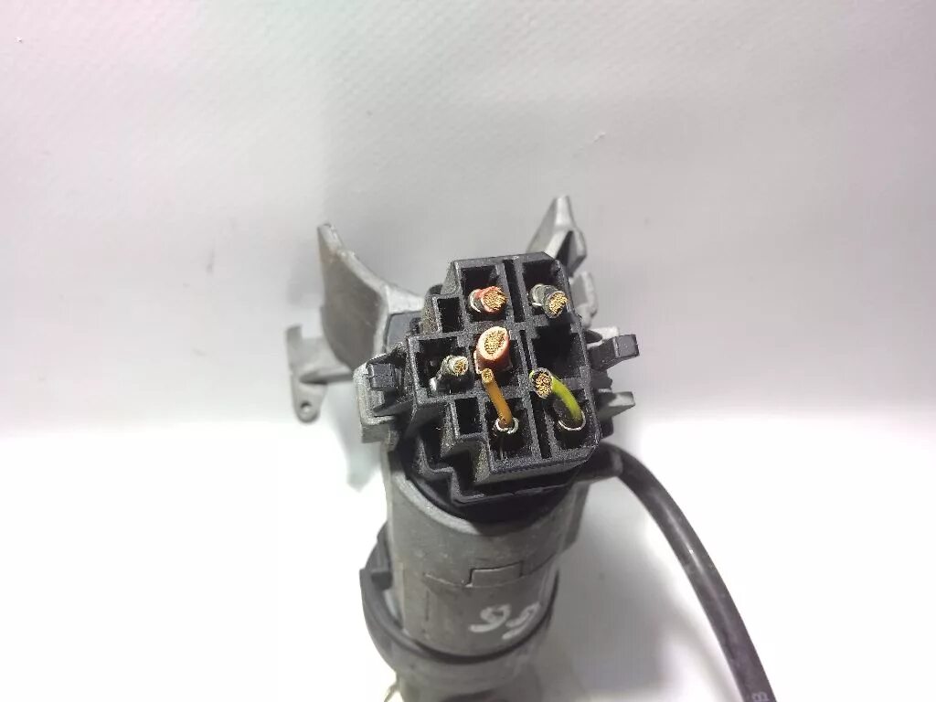 Polo 5 замок зажигания. Контактная группа замка зажигания фольксваген поло седан 2011. Контактная группа фольксваген поло. Контактная группа vw polo sedan. Контактная группа для чайника.