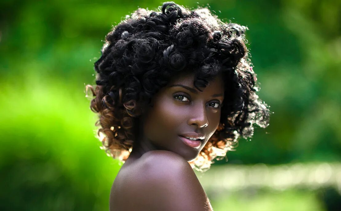 Негритянки в Африке. African Beauty woman. Африка женщина высокое разрешение. Black African Beauty woman. Негритянку в магазине