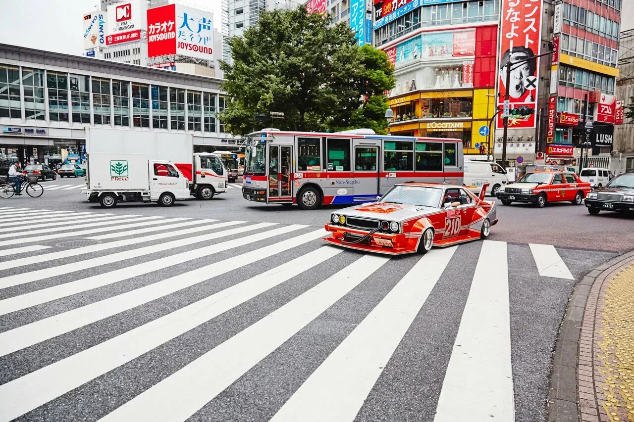 Гонки в Японии. Токио машины. Токио дороги. Токио дороги машина. Tokyo car