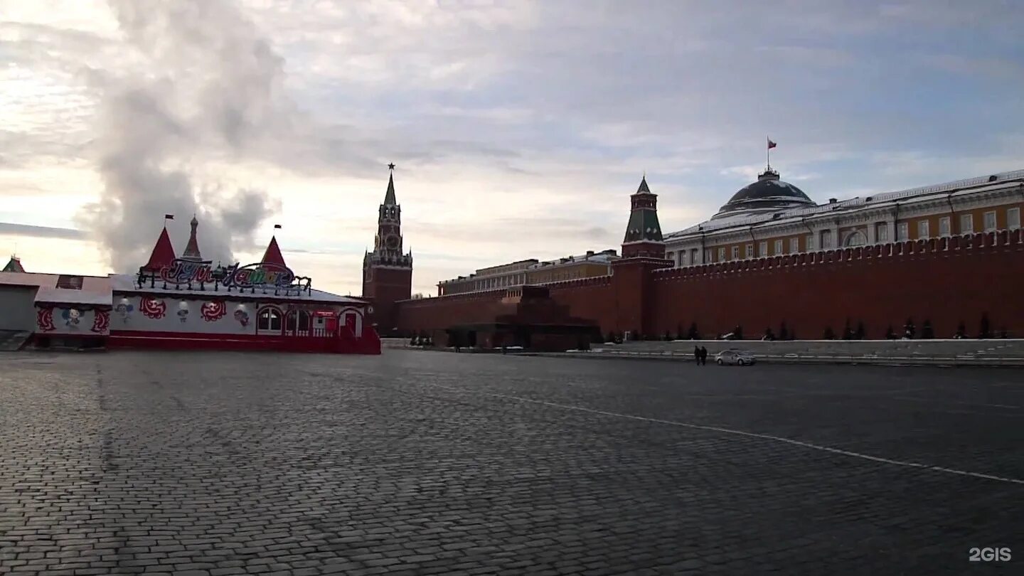 Московский кремль улица. Красная площадь исторический музей гум панорама. панорама московского кремля с красной площади. красная площадь москва кремль 1765. кремль в москве панорама площади.