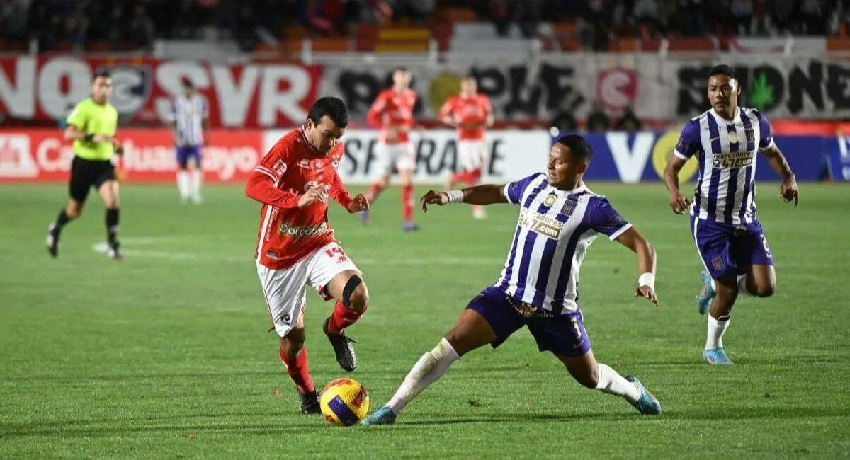 U19 футбол Беларуси. Mario Alberto Yepes Betsson. Footballs.