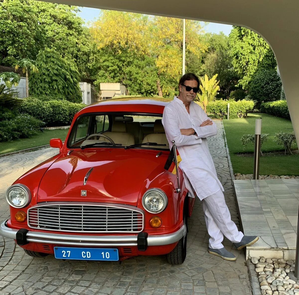 Хиндустан амбассадор. Hindustan ambassador 1970. Амбассадор машина. Хиндустан амбассадор 2014. Хиндустан амбассадор 2014.