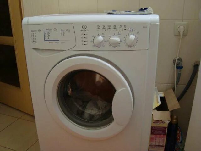 Индезит 102 стиральная машина. Стиральная машина индезит 6585. Стиральная машина индезит 3. Стиральная машина индезит иннекс. Стиральная машина индезит пермь.