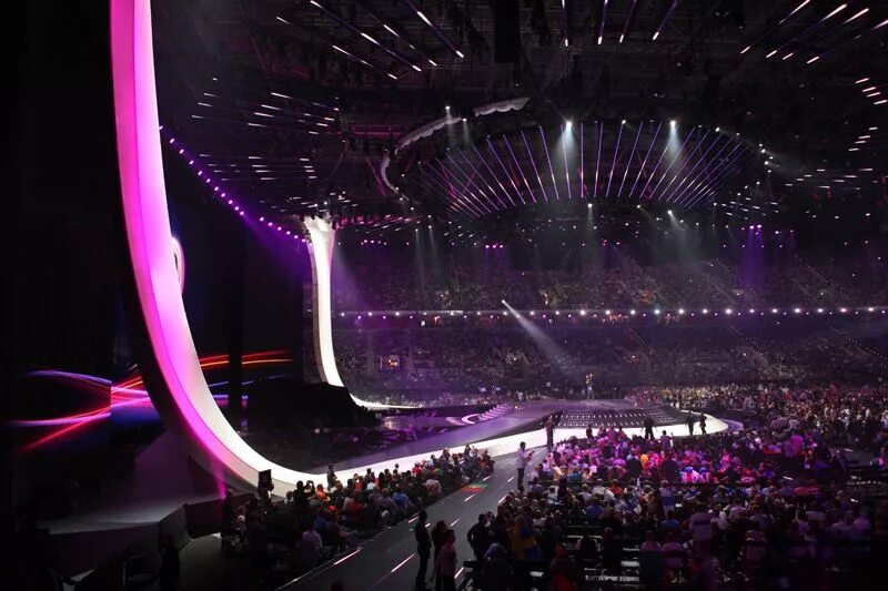 Setting the stage. Eurovision 2011 stage. сцена евровидения 2011. stage design eurovision. event stage design.
