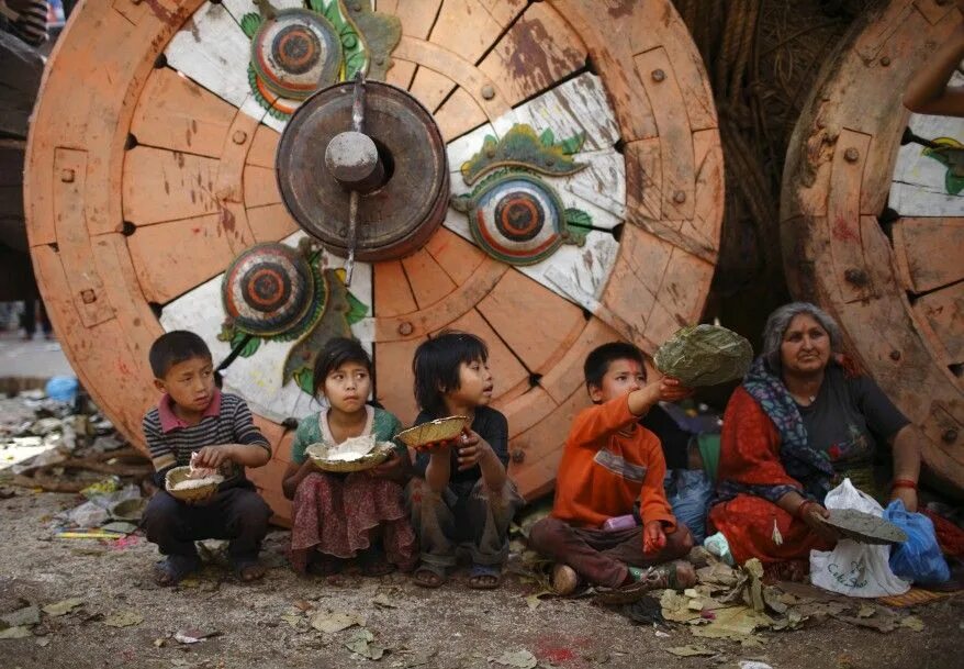 Непал бедность. Младенцы Катманду. Тибет дети бедность. Непал Истоки бедности.