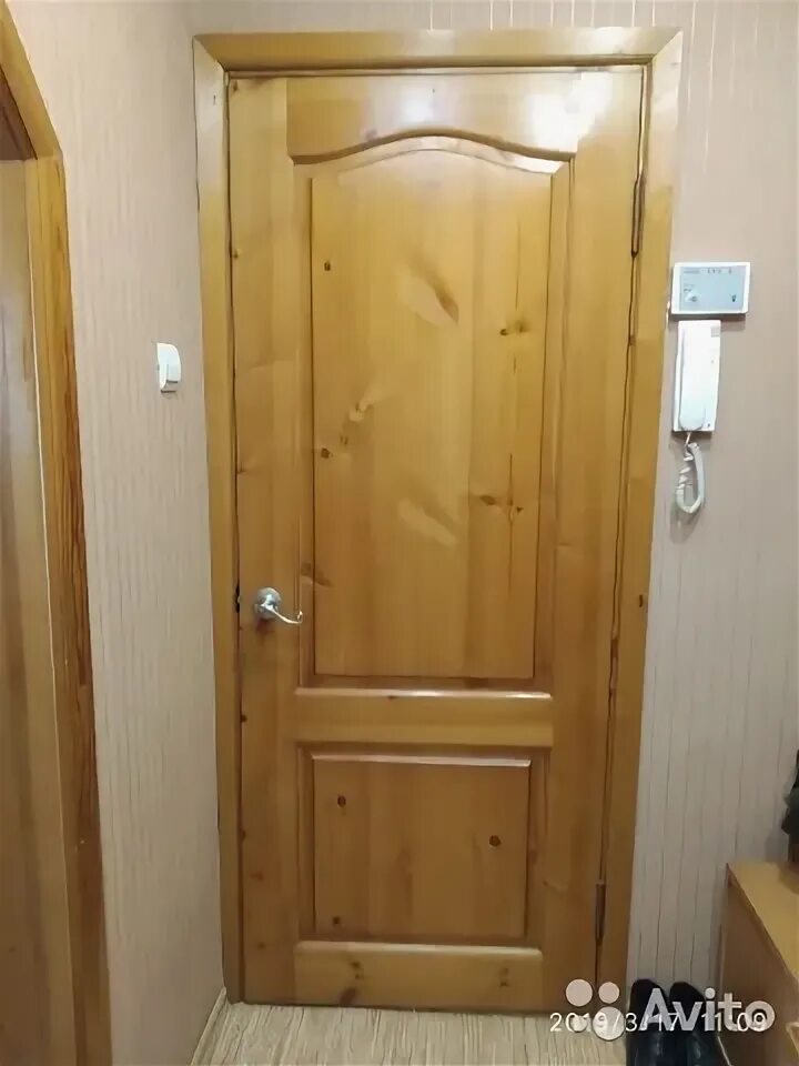 Авито улан-удэ входные двери металлические. Дверь деревянная улан удэ. Входная дверь с улан-удэ монтаж. Авито улан-удэ. Двери улан удэ.
