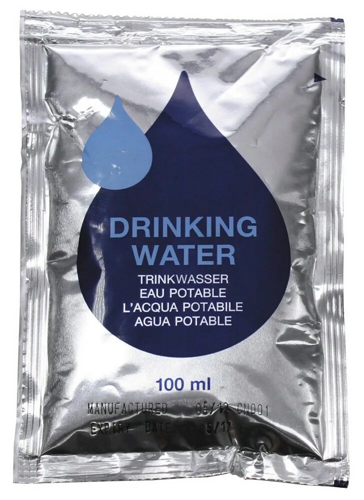 Аварийный запас питьевой воды. Вода питьевая 100 мл. Вода питьевая 100 мл для самолета. Вода по 100 мл в самолет. Питьевая вода объемом 100 мл.