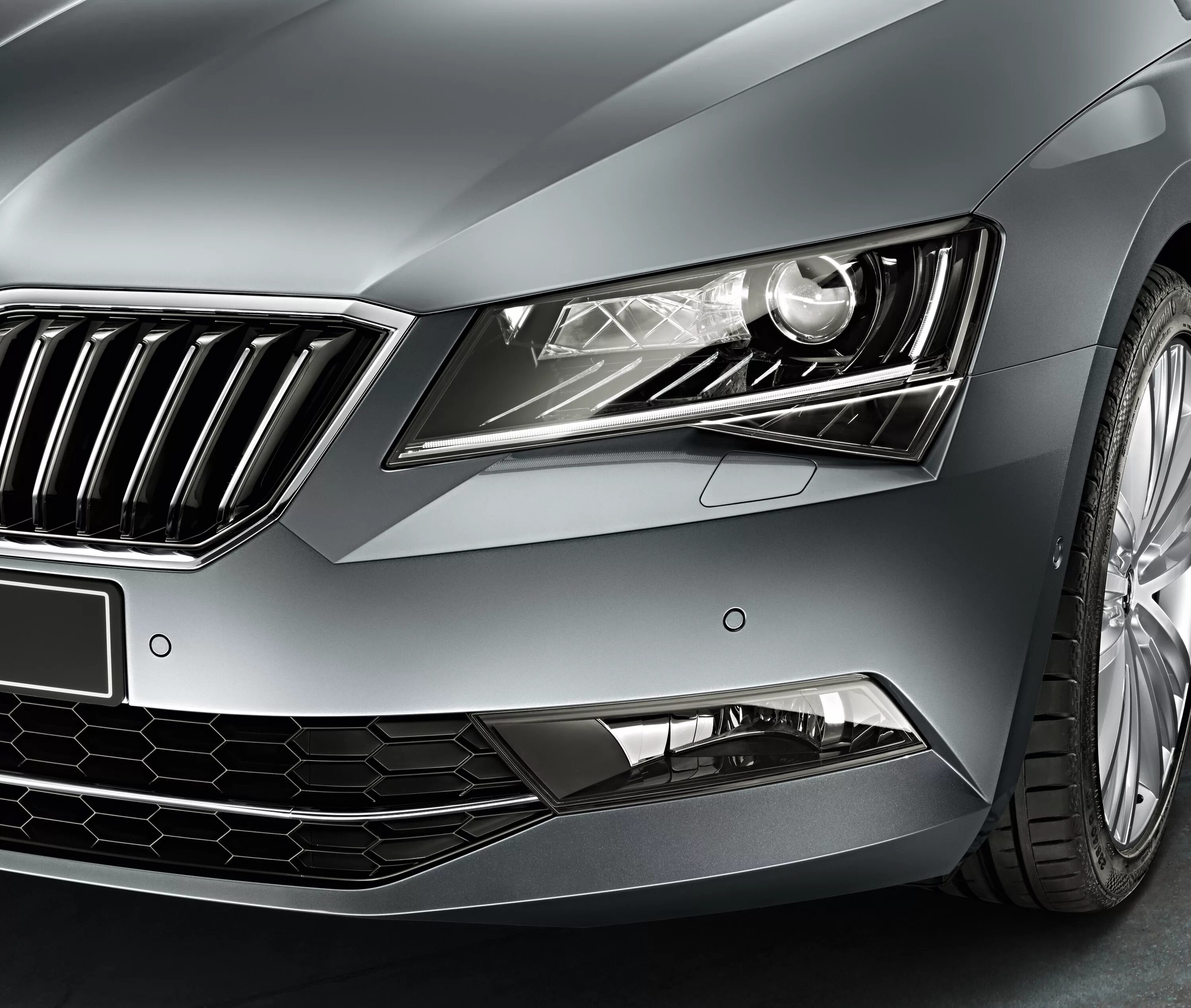 Шкода суперб полный привод. Шкода Суперб 3. Skoda Superb 3 Headlight. Skoda Superb 2015. Skoda Superb III фары.