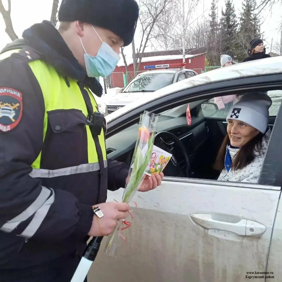 Автоледи гибдд. Карсунское ГИБДД. Женщины в ГИБДД.