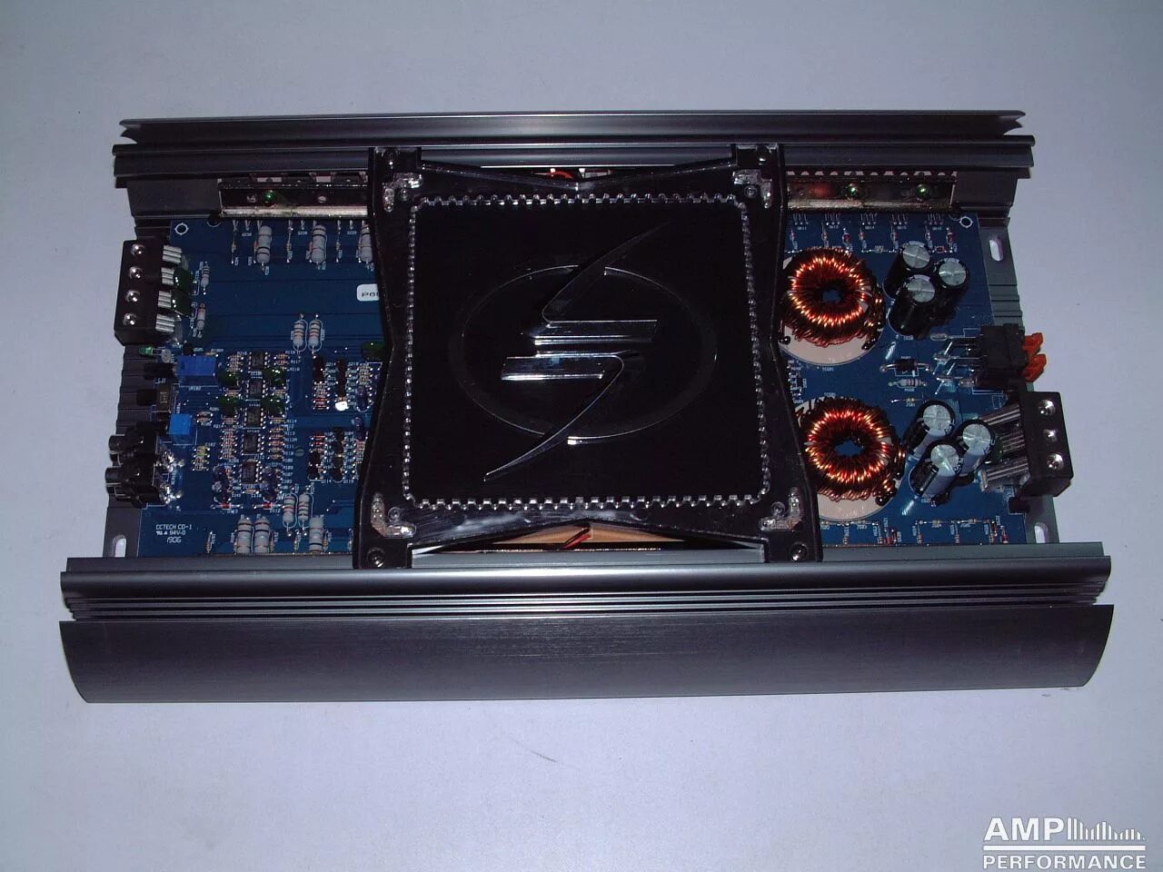 Light audio la adsp 6.8. Lightning audio 4 400 s. lightning audio s2.600.2. lightning audio s4.400.4. усилитель lightning audio 2.400.2.