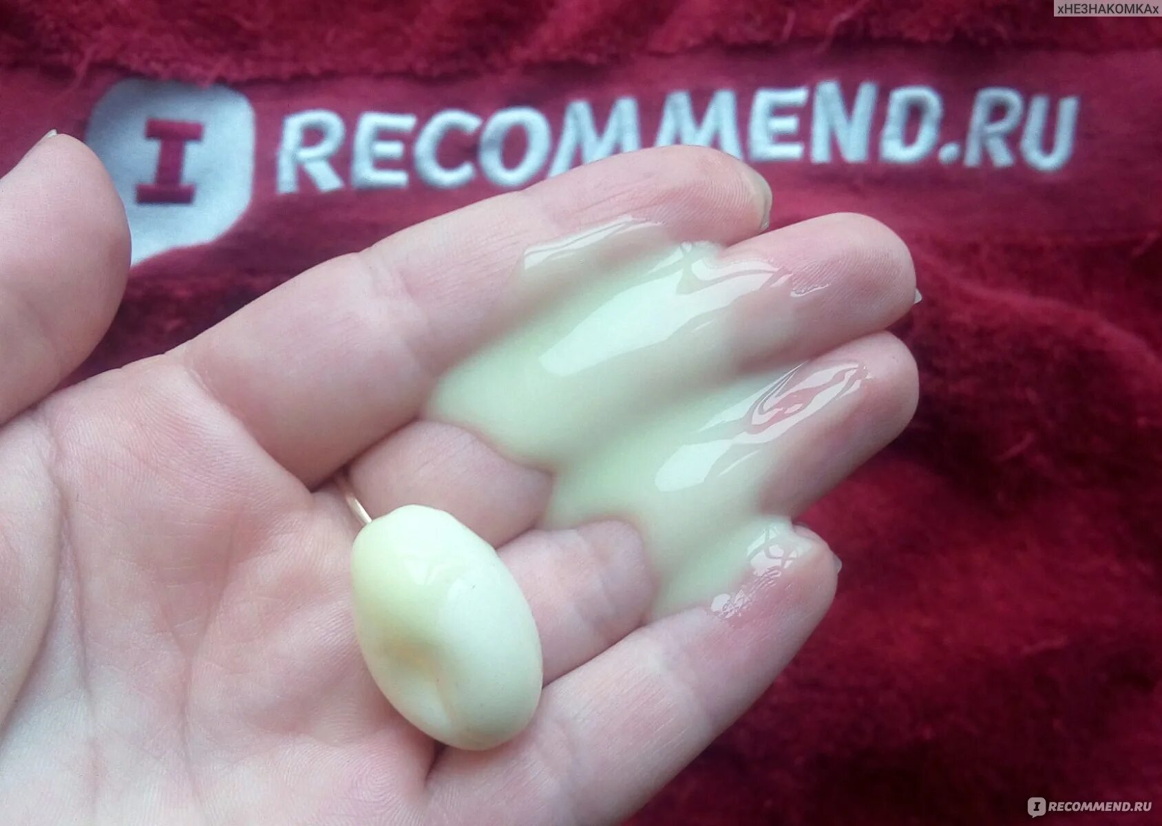 Напальчник для вагинальных свечей. Вагинальные свечи полижистан. Ректальное введение лекарственных средств. Нео-пенотран свечи кровянистые выделения. Полижинакс свечи вытекает.