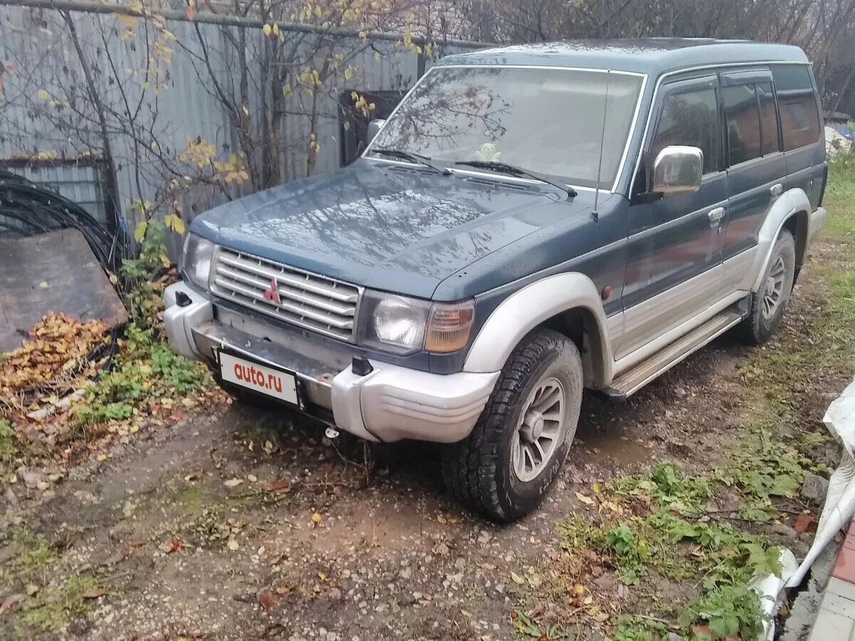 Купить митсубиси паджеро 2 дизель. 1994 Mitsubishi Pajero II. Mitsubishi Pajero 1994. Митсубиси Паджеро 2 поколения дизель. Pajero 2 1994.