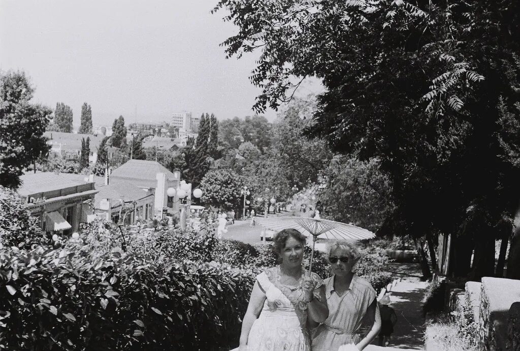 Сочи 1960. Сочи 1960-х годов. пролетарский подъем (курортный проспект. старый сочи курортный проспект ретро.