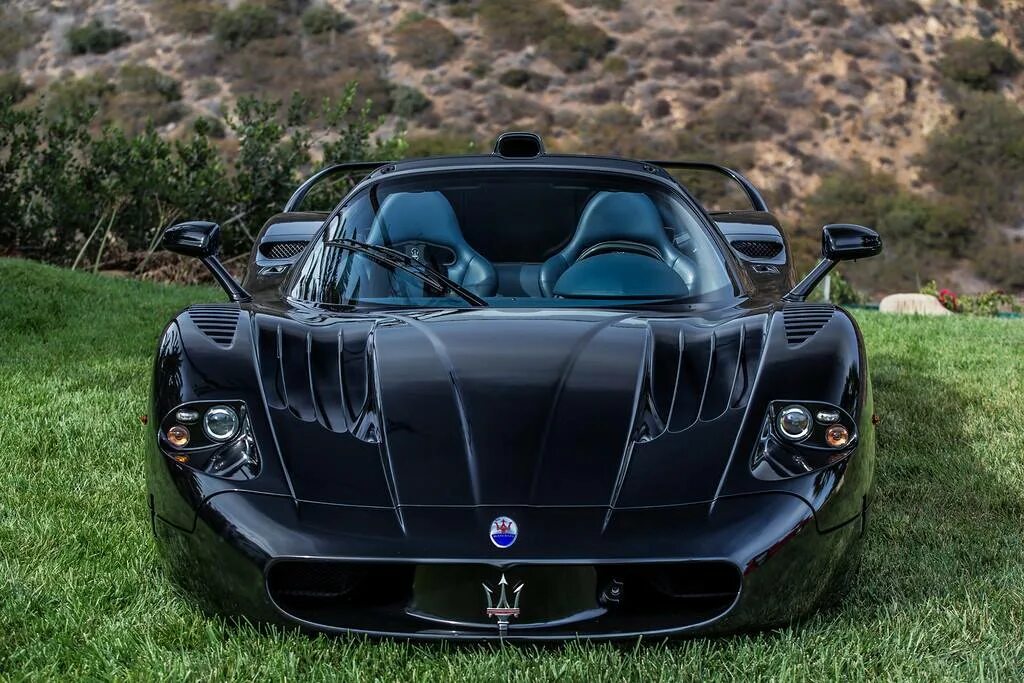 Maserati mc12. Maserati mc12 Black. Maserati mc20 2022. Мазерати родстер.