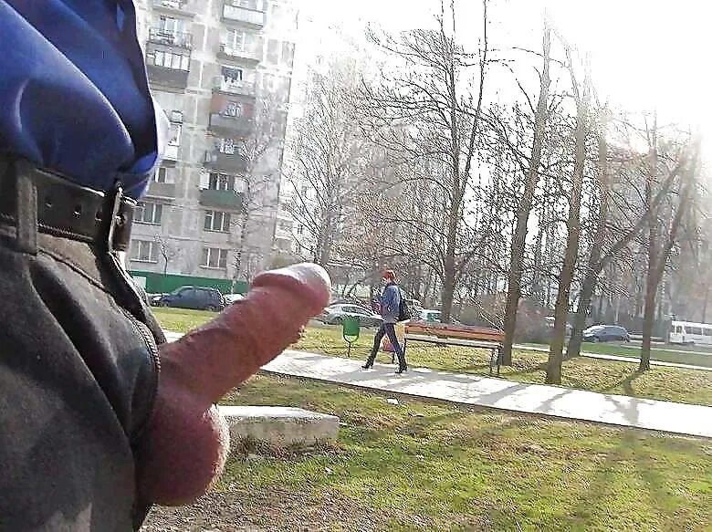 Смотреть Подборка Дрочка Членом На Улице