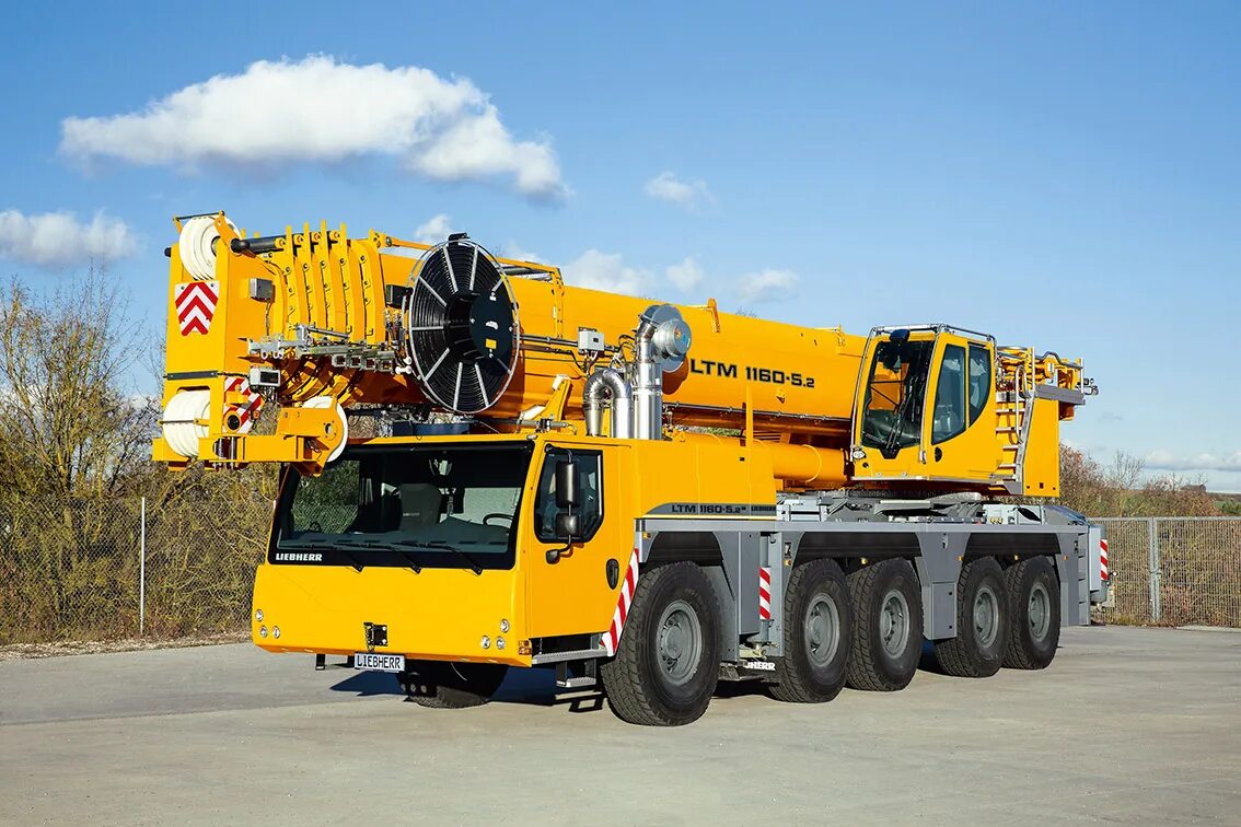 Кран либхер грузоподъемность. Кран liebherr ltm 1160. автокран liebherr ltm 1160. liebherr ltm 1160-5.2. автокран liebherr ltm 1160 160 тонн.