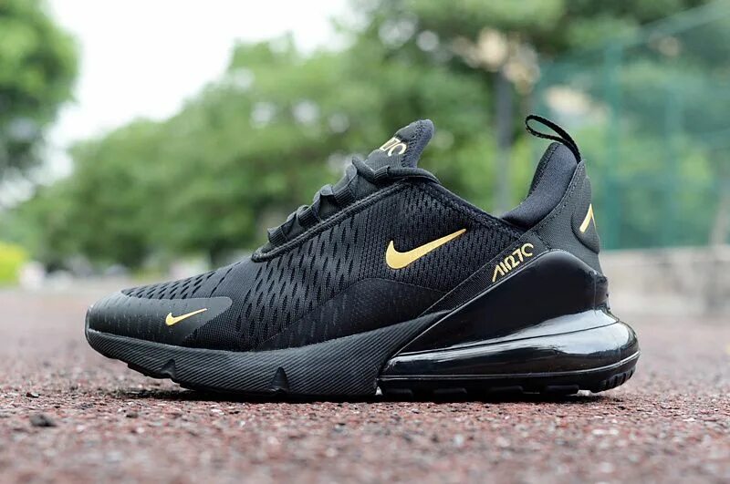 Аир 270 мужские. Nike Air Max 270 Black Gold. Nike Air Max 270. Nike Air Max 270 Black. Nike Air Max 270 черные.