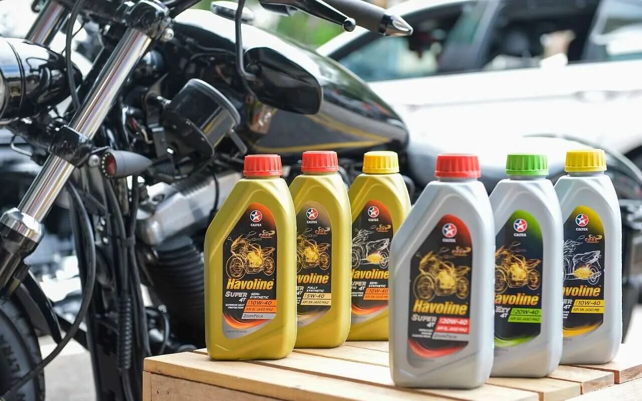 Какое масло в питбайк. Масла для мототехники. Мотоциклетное масло. Масло Havoline для мотоциклов. Мотобайк масло.