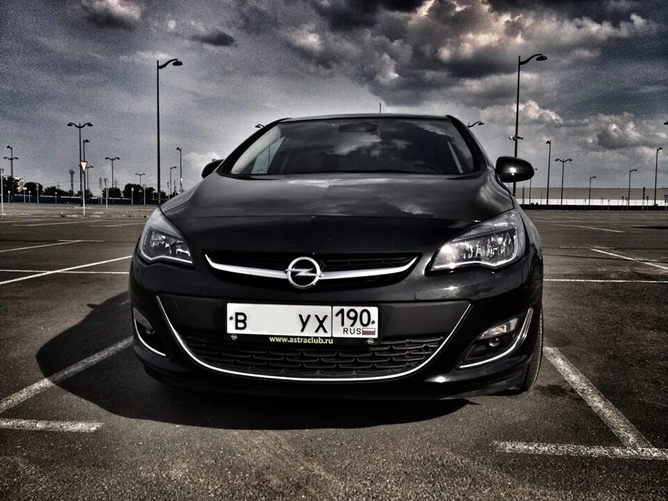 Opel astra черный. Opel Astra j. Opel Astra 1.6.