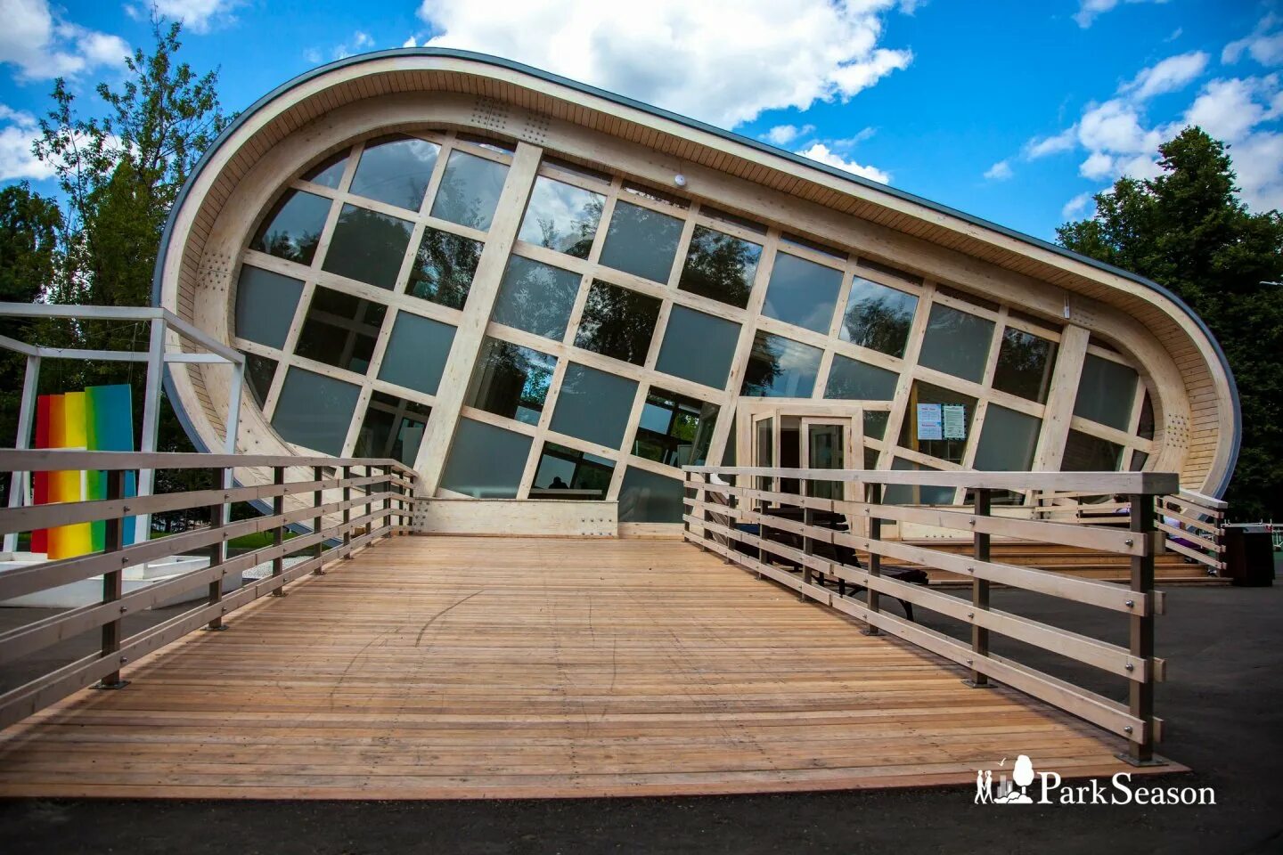 Шахматный клуб вднх. Шахматный клуб вднх. Шахматный турнир по рапиду. Шахматный домик вднх. Шахматный клуб вднх павильон.