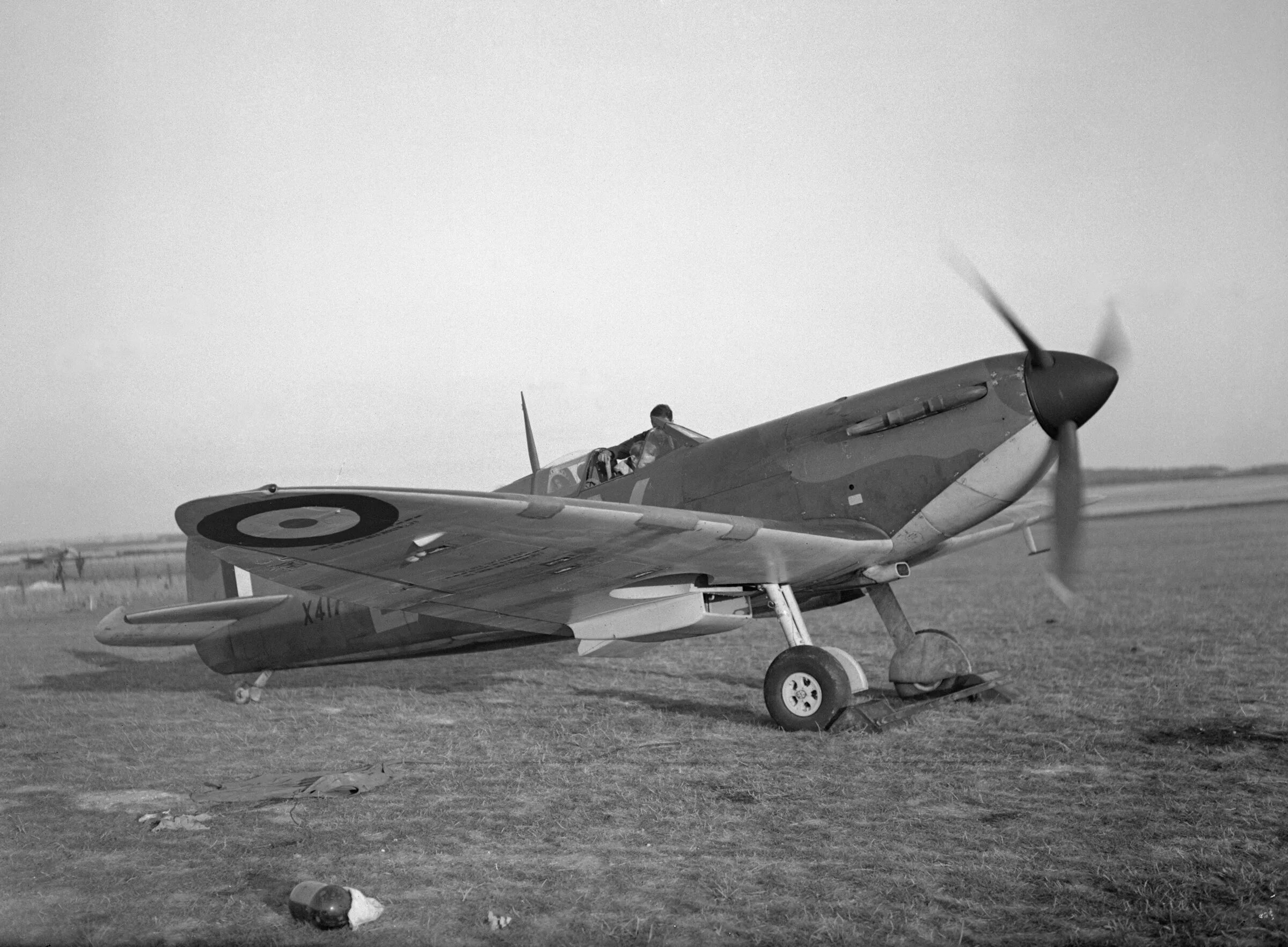 Истребители времен второй мировой. Истребители времен второй мировой. Mitsubishi j2m. Ил-2 штурмовик лагг-3. Самолет blackburn firebrand.