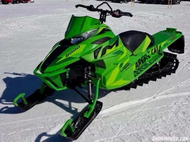 Arctic cat m8000. Arctic cat m8000. Снегоход арктик кэт м8000. Горный снегоход арктик кэт. Арктик кэт хардкор 8000.