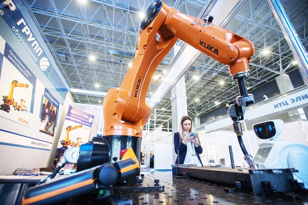 Искусственный интеллект d промышленности. Робот форекс. Будущее роботы. Промышленность японии. Фабрика роботов.