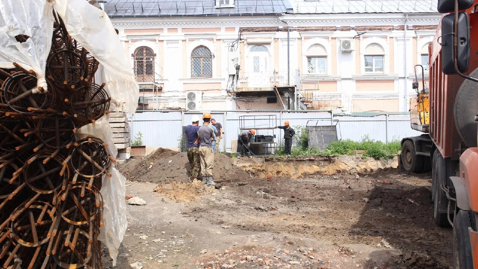 Моторкон ярославль вакансии. Ао трест кхм. Вакансии элдин ярославль свежие. Помордорстрой архангельск. Слесарь механосборочных.