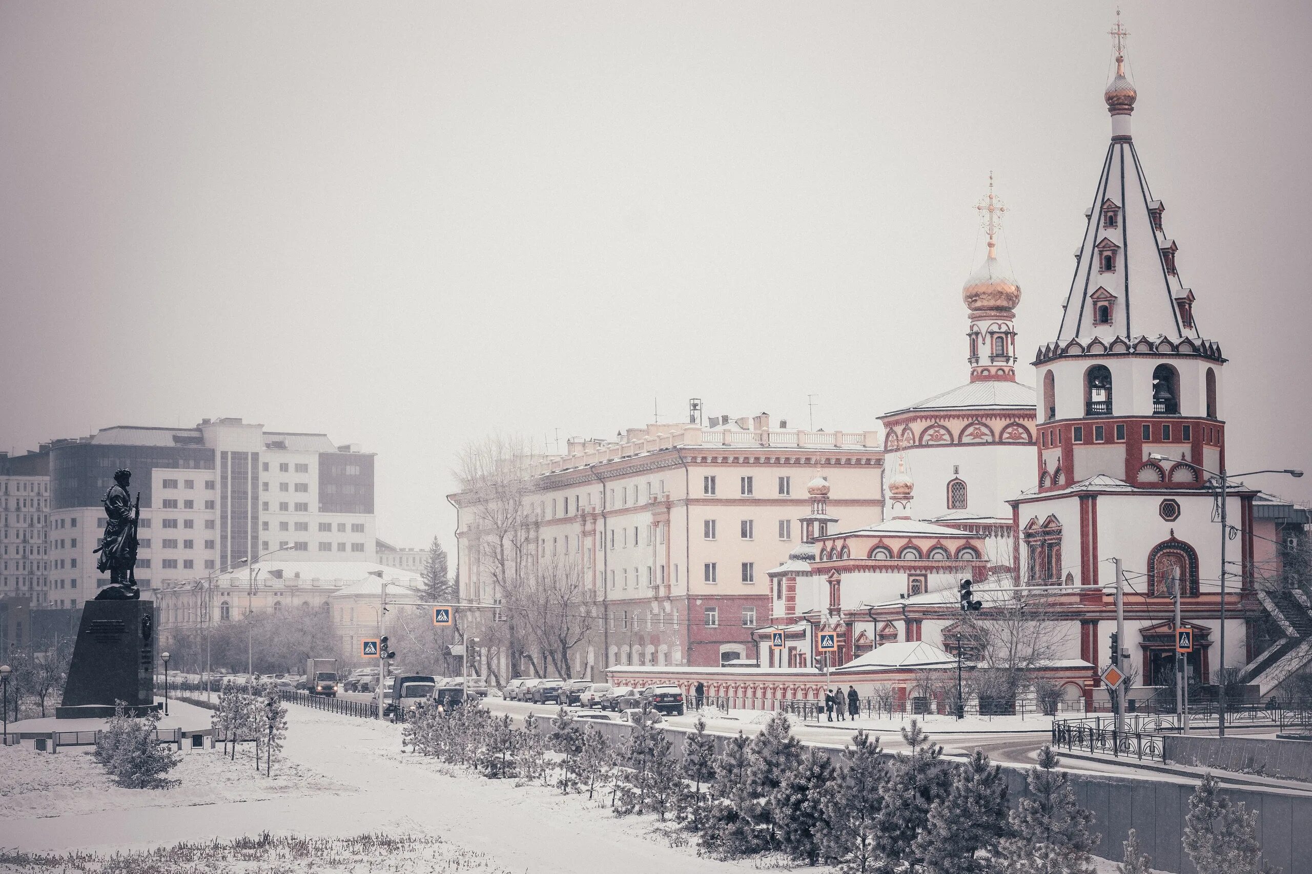 Иркутск 4 часа. Иркутск город столичный. Иркутск столица Сибири. Иркутск зима.