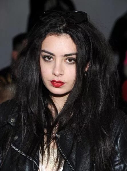 Fancy charli. Чарли xcx. charli xcx. xcx.