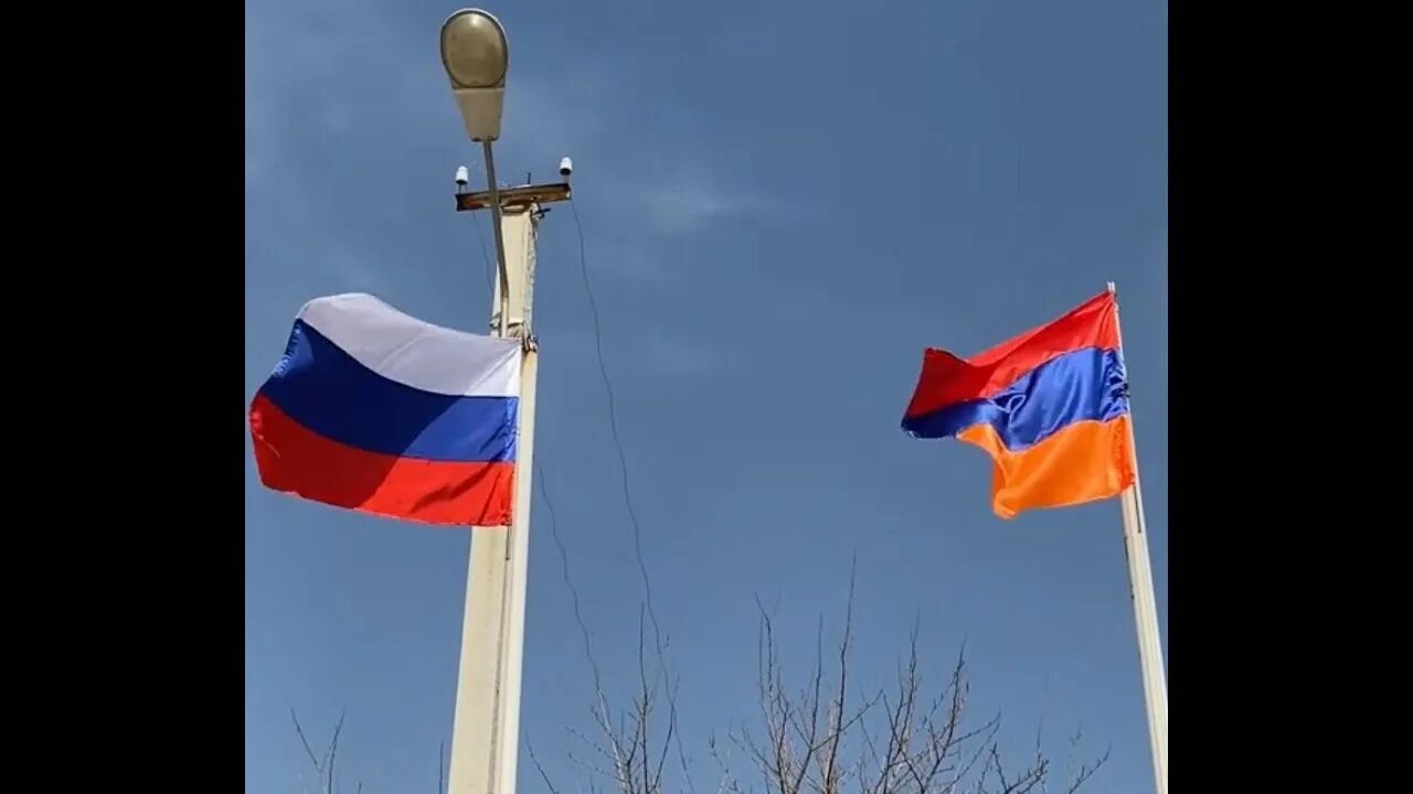 Армения и русь братский союз. Дипломатические отношения армении. Армянский и русский флаг. Армяно русский. Дипломатические отношения между узбекистаном и америкой.