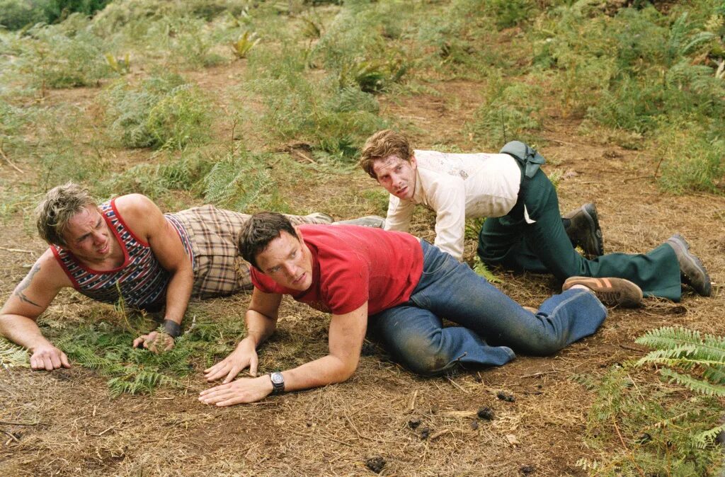 Трое смешные картинки. Про троих. Три макаки. Миронов трое в лодке. Любовь на троих фильм 1994.