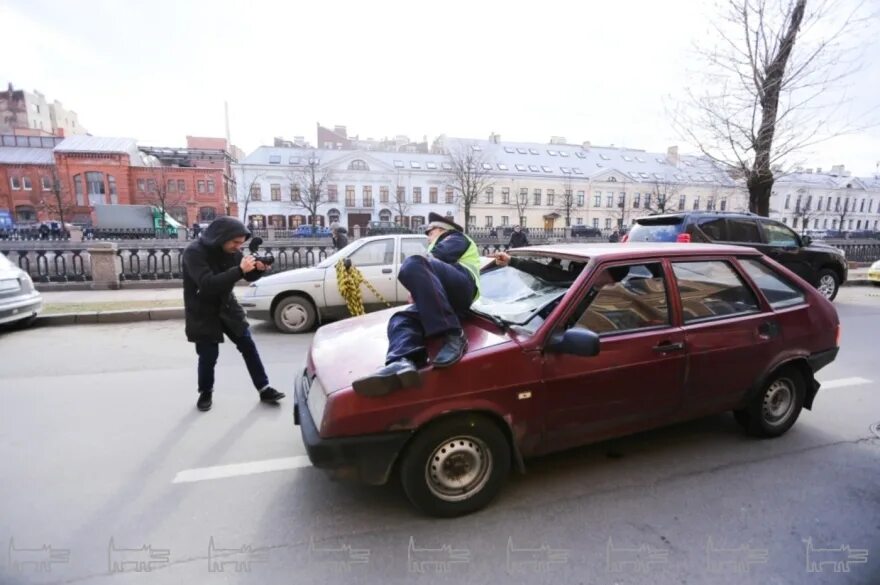 Попит спб. В Питере пить. Пить в Питере пить Ленинград. В Питере пить Ленинград музей.