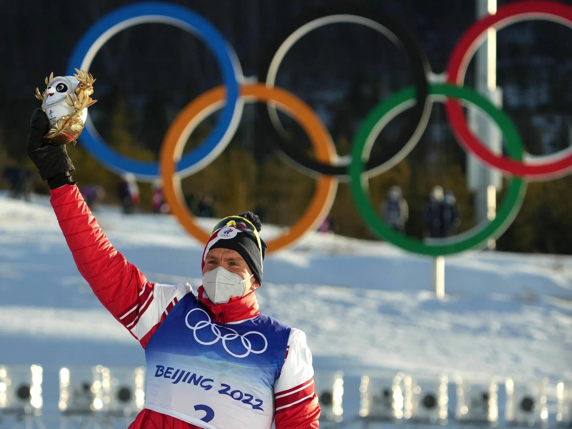 Александр большунов олимпиада 2022. Александр большунов олимпиада 2022. Гонка 15 км олимпийские игры. Лыжные гонки свободный стиль. Иво нисканен лыжник.