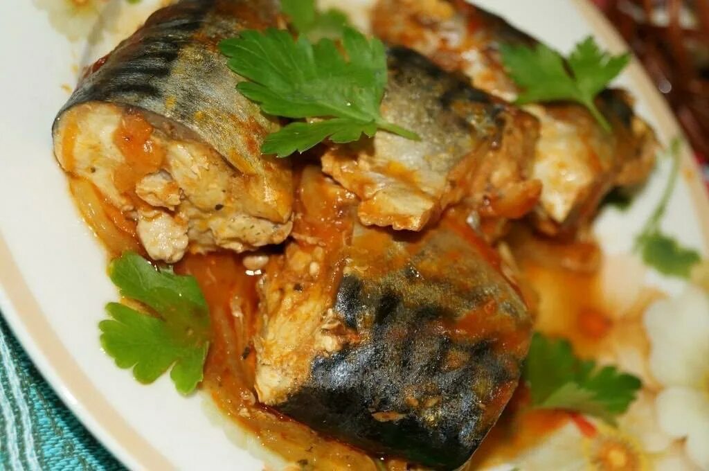 Как приготовить скумбрию в луковой