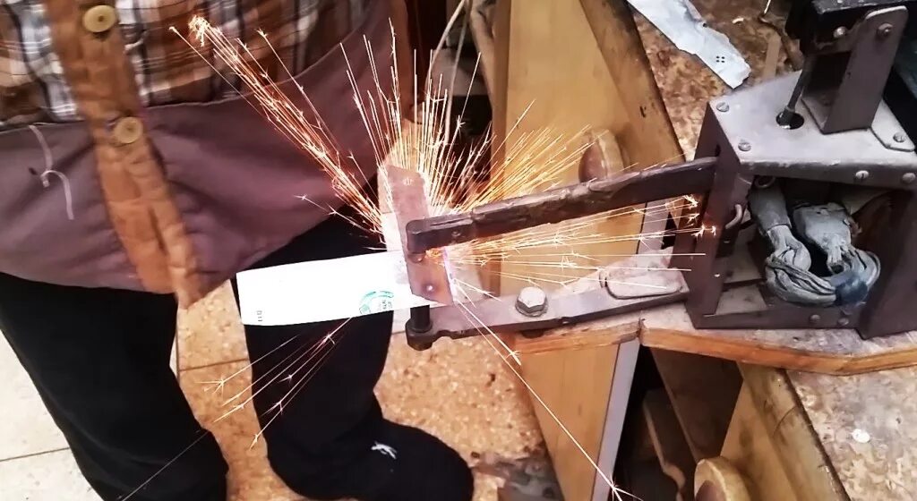 аппарат точечной сварки актс "адам" (контактная сварка) модель 1. контактная сварка 2000а. машина сварочная мт 3201. точечная контактная сварка. контактная сварка 2201 36 арматуры с 16.