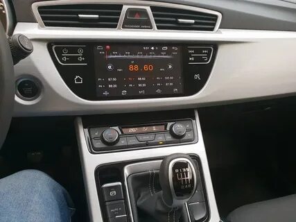 Geely atlas мультимедиа