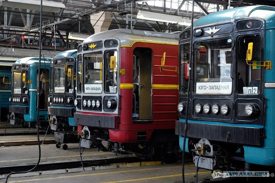 Что будет если уехать в депо метро. Депо московского метрополитена. электродепо московского метрополитена. электродепо северное московского метрополитена. электродепо москва мертоэлектродепо.
